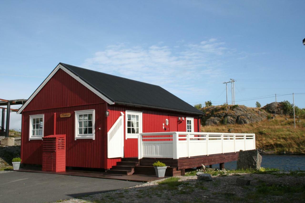 Tinabua Rorbu Lofoten ستامسوند المظهر الخارجي الصورة